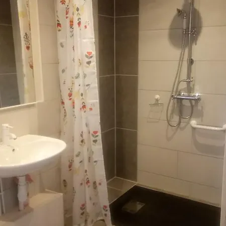 Paysannerie Des Versanes - Et A La Ferme 3*
