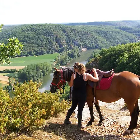 Casa de hóspedes Paysannerie Des Versanes - Et à La Ferme 3*