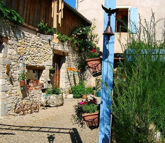 Paysannerie Des Versanes - Et à La Ferme Tour-de-Faure